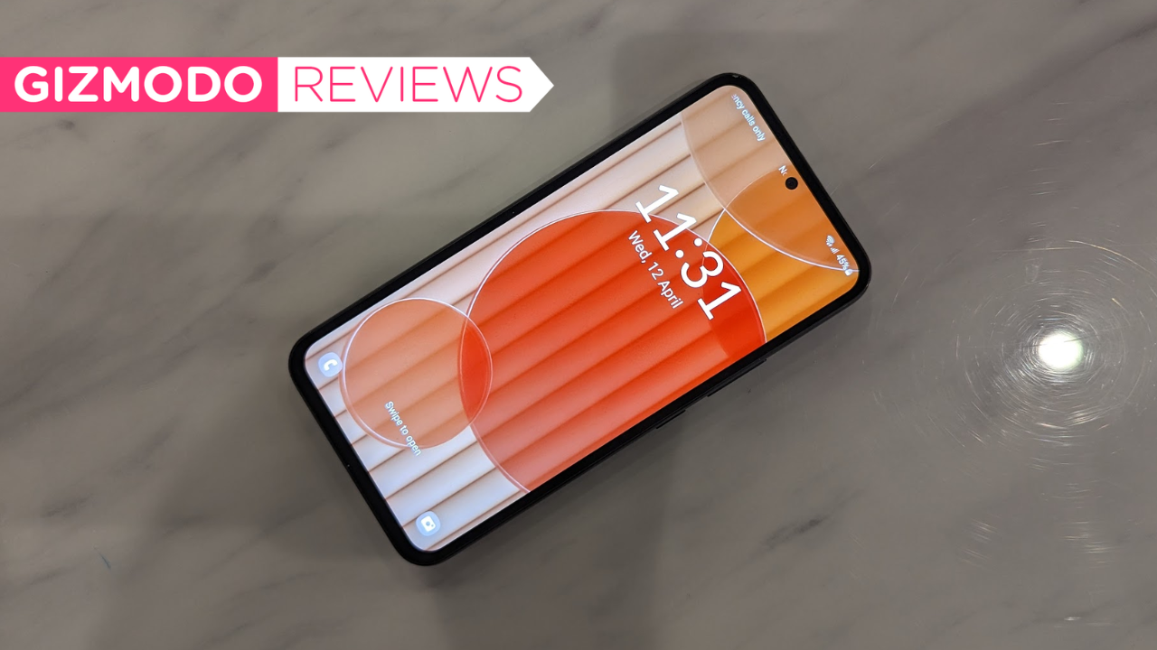 The Samsung Galaxy A54 Is So Good It Deserves to Be In the Flagship Range